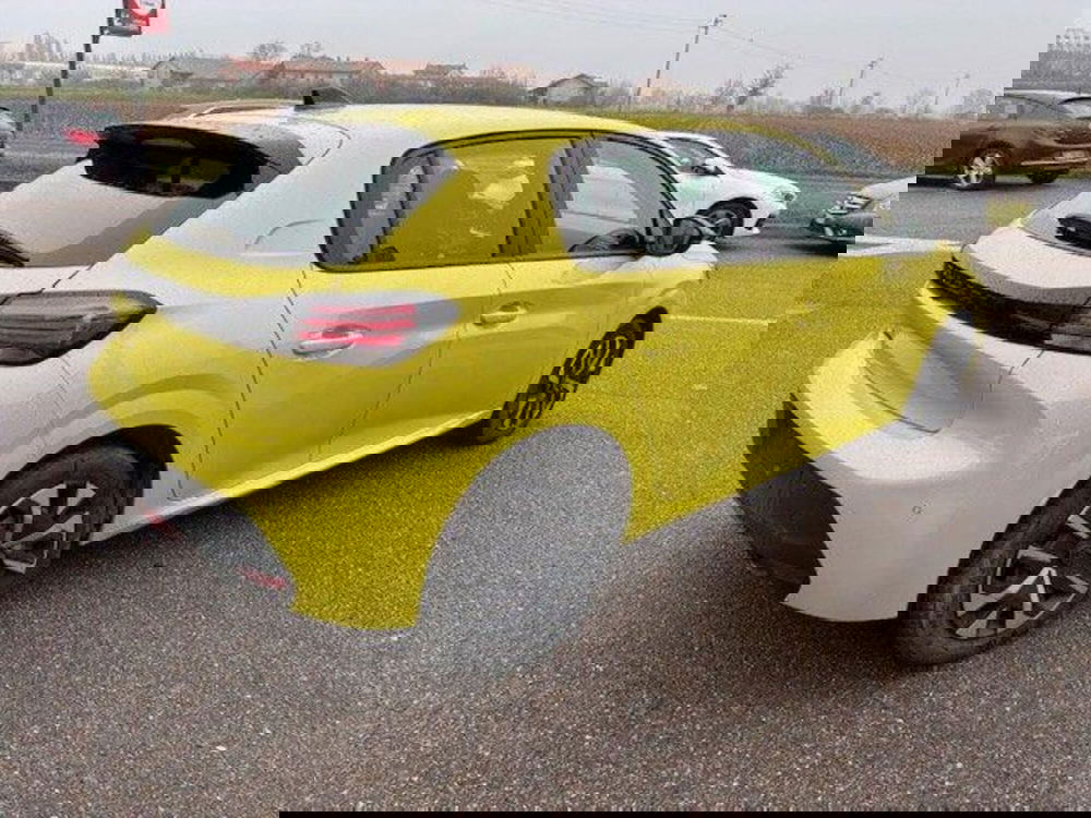 Peugeot 208 usata a Milano (4)