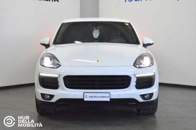 Porsche Cayenne 3.0 Diesel del 2016 usata a Foligno