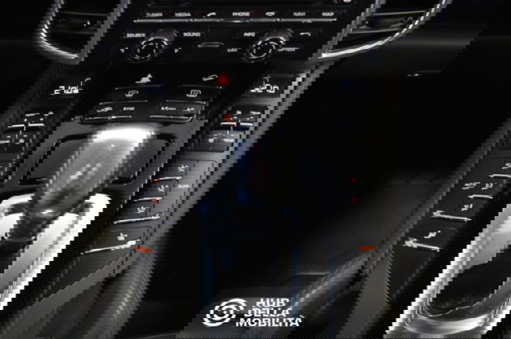 Porsche Cayenne usata a Perugia (13)