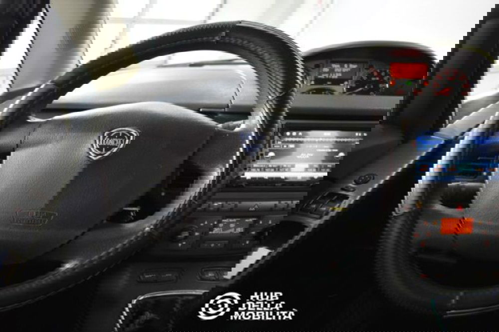 Lancia Musa usata a Perugia (13)