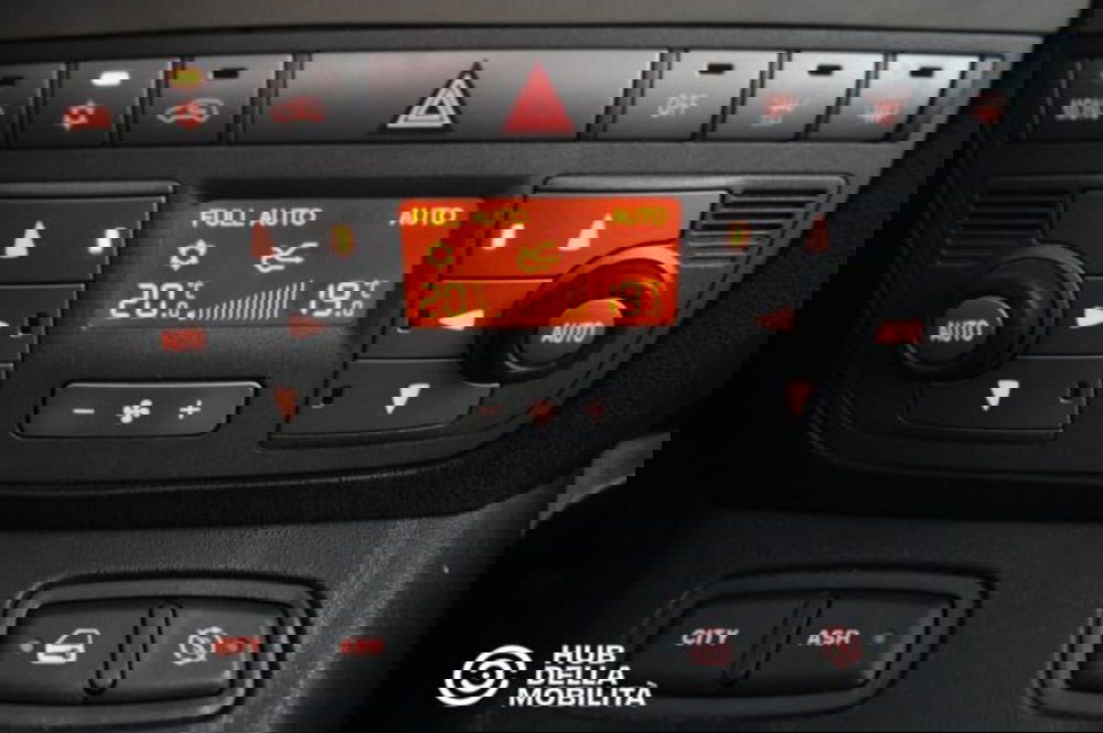 Lancia Musa usata a Perugia (16)