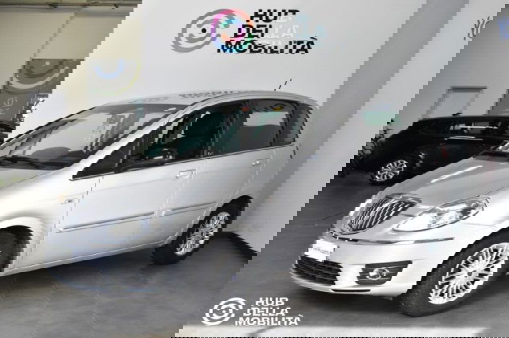 Lancia Musa usata a Perugia (3)