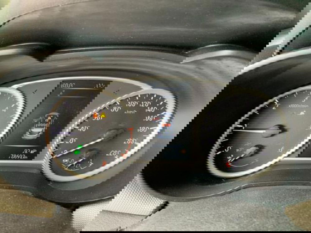 Nissan Micra usata a Trieste (16)