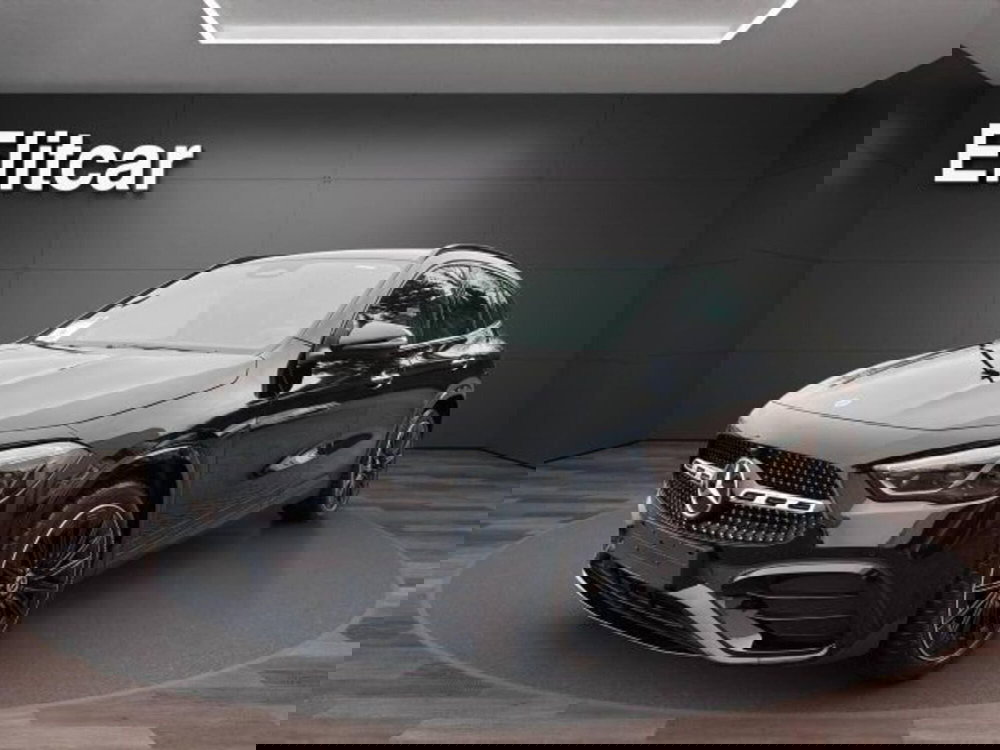 Mercedes-Benz GLA SUV usata a Novara