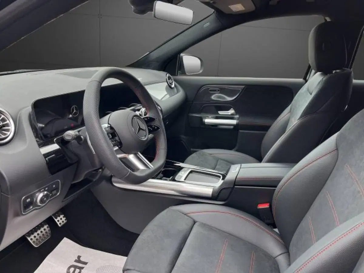 Mercedes-Benz GLA SUV usata a Novara (12)