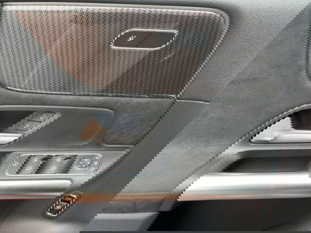 Mercedes-Benz GLA SUV usata a Novara (12)