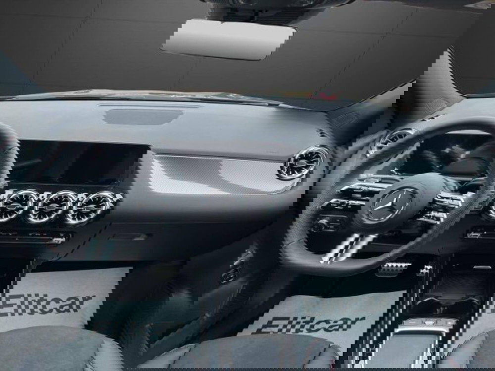 Mercedes-Benz GLA SUV usata a Novara (14)