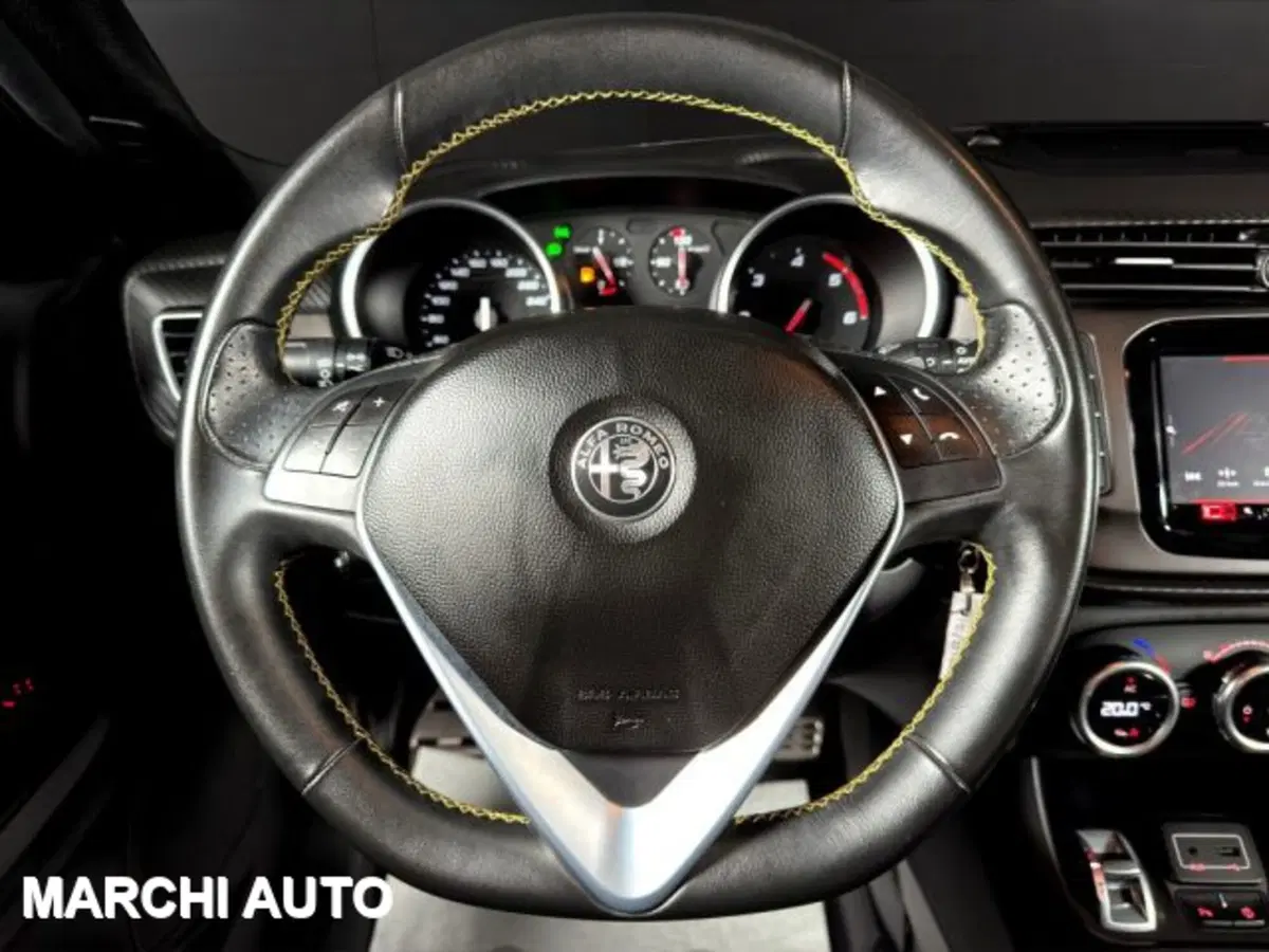 Alfa Romeo Giulietta usata a Perugia (13)