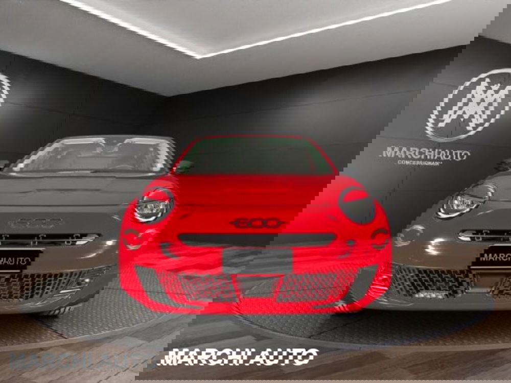 Fiat 600 nuova a Perugia (2)