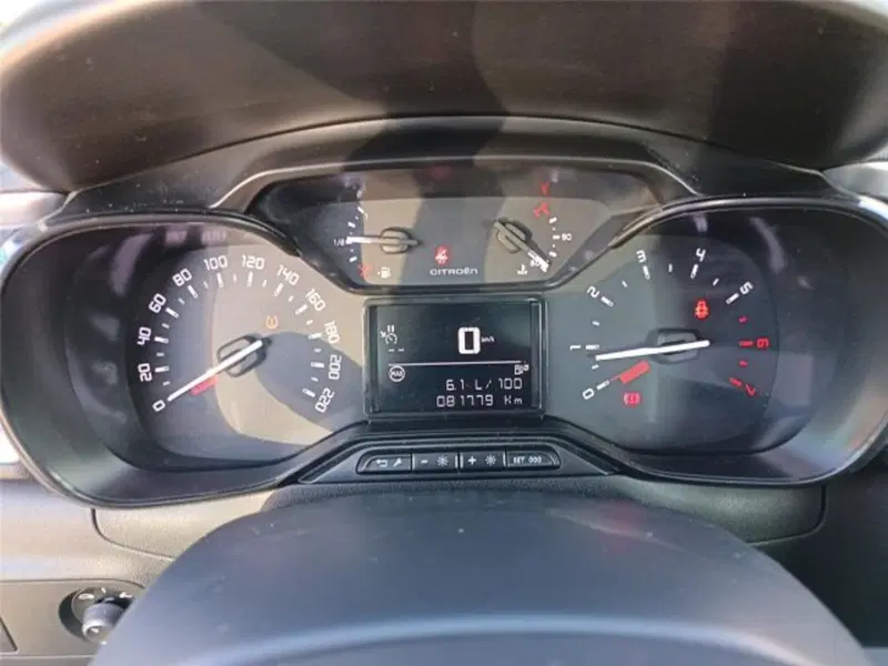 Citroen C3 usata a Bari (16)