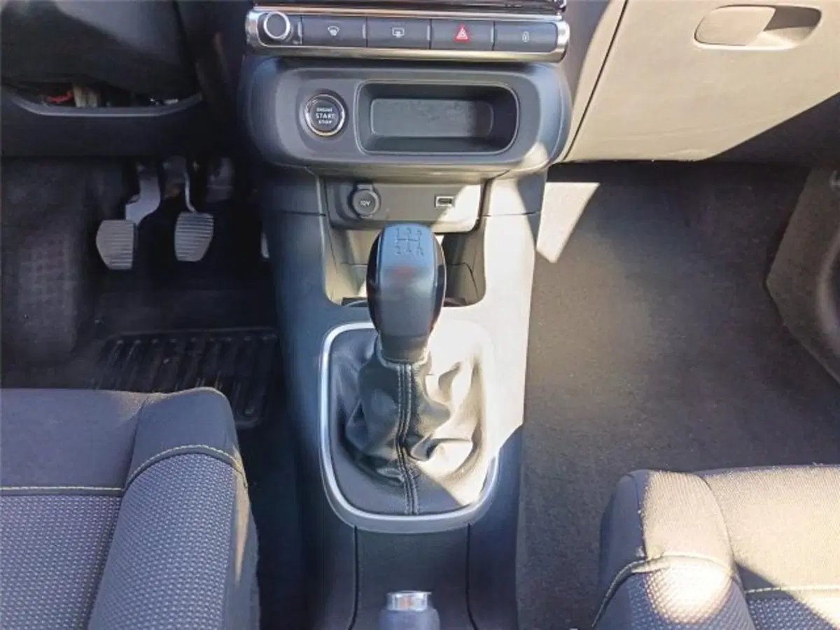 Citroen C3 usata a Bari (19)