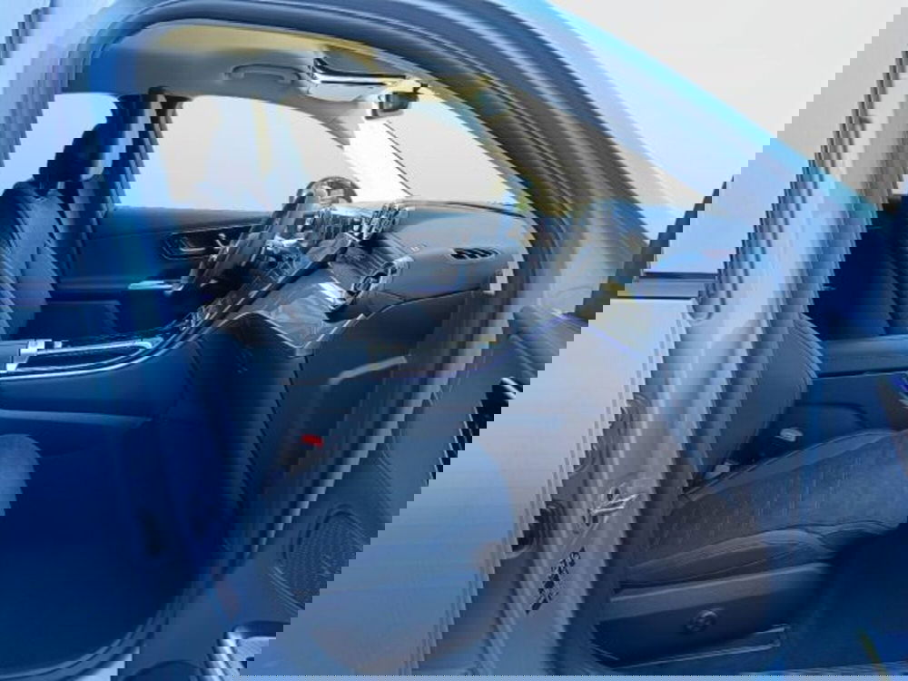 Mercedes-Benz GLC SUV nuova a Teramo (10)