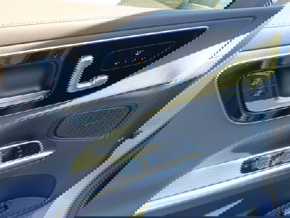 Mercedes-Benz GLC SUV nuova a Teramo (11)