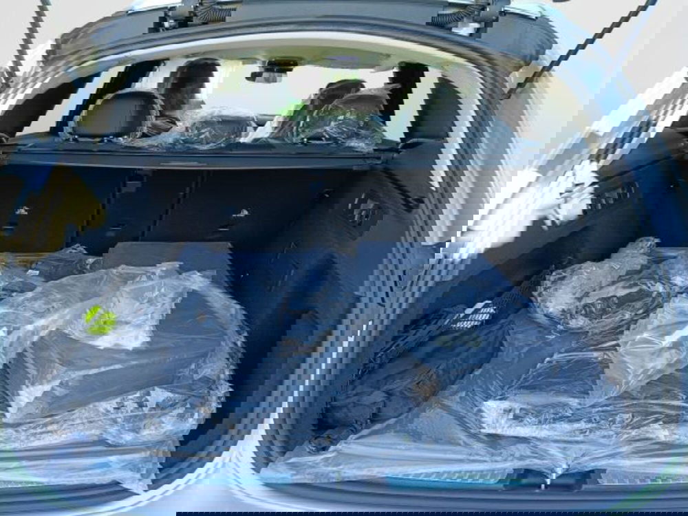 Mercedes-Benz GLC SUV nuova a Teramo (13)