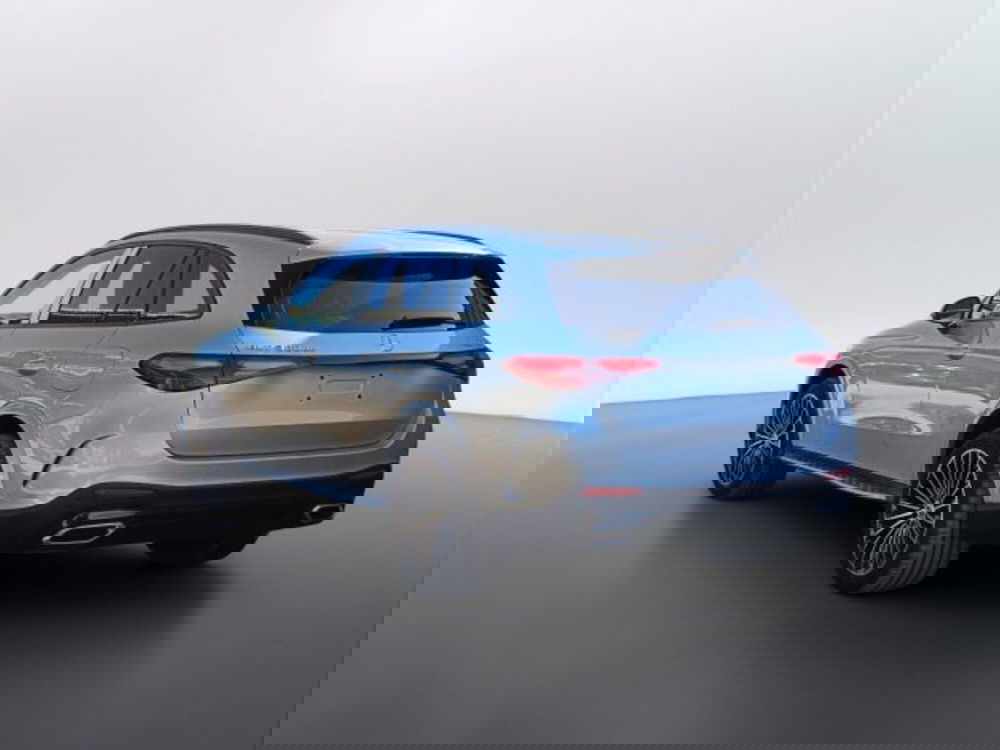 Mercedes-Benz GLC SUV nuova a Teramo (4)