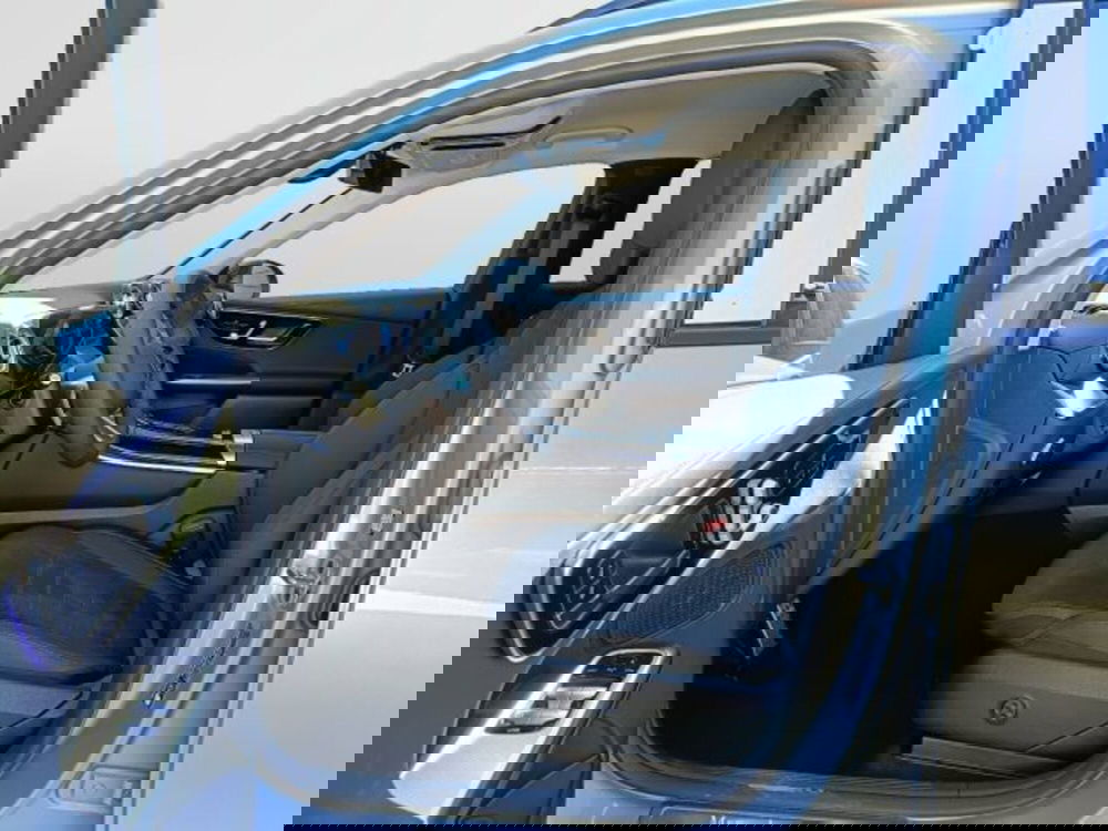 Mercedes-Benz GLC SUV nuova a Teramo (7)