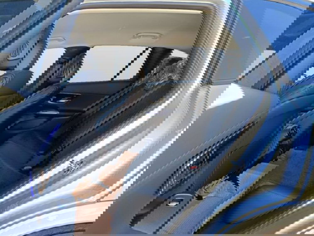 Mercedes-Benz GLC SUV nuova a Teramo (8)