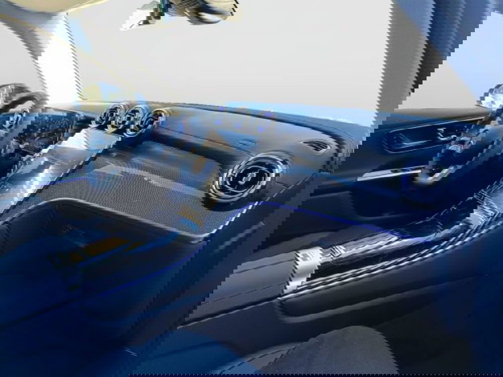 Mercedes-Benz GLC SUV nuova a Teramo (9)