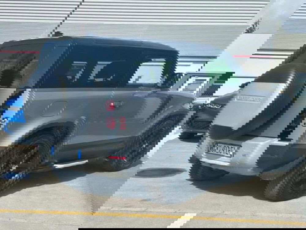 Land Rover Defender usata a Lucca (4)