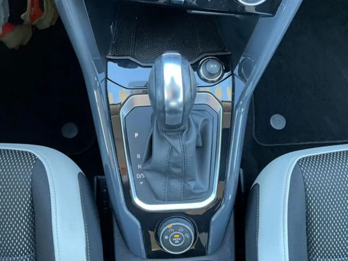 Volkswagen T-Roc usata a Sondrio (16)