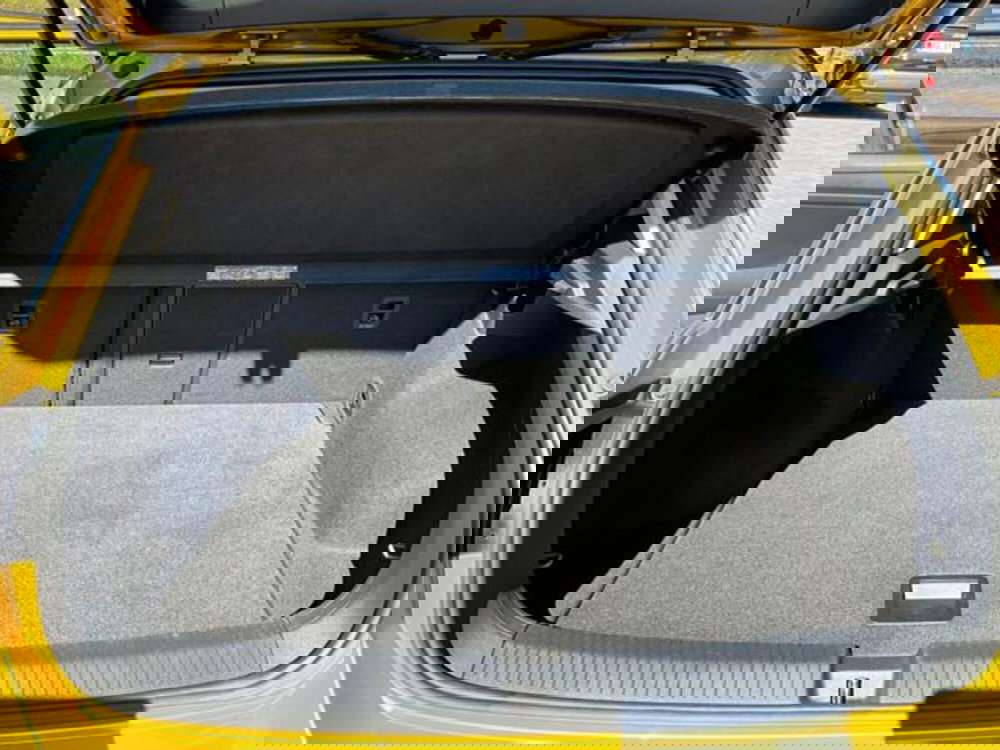 Volkswagen T-Roc usata a Sondrio (19)