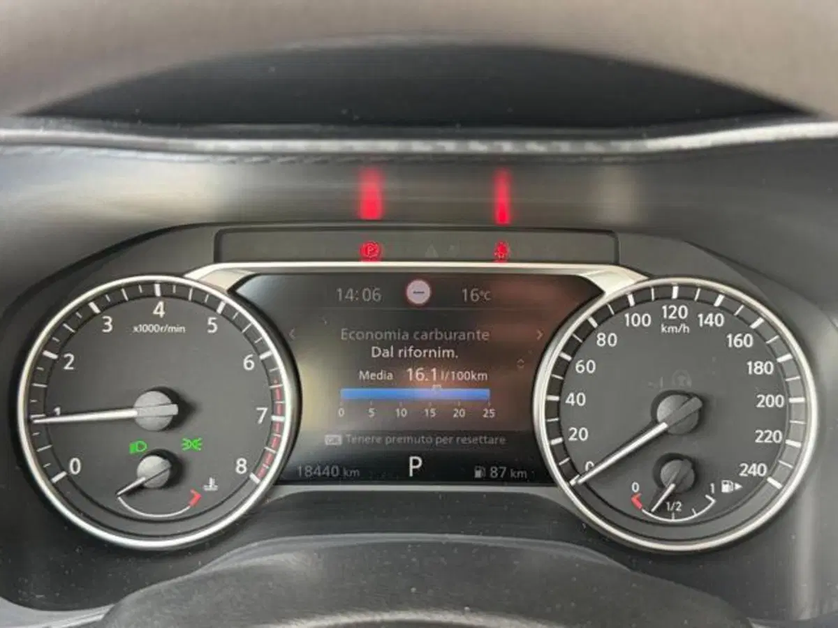 Nissan Juke usata a Como (12)