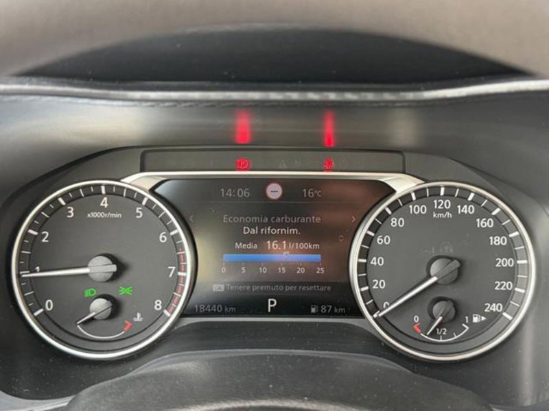 Nissan Juke usata a Como (12)