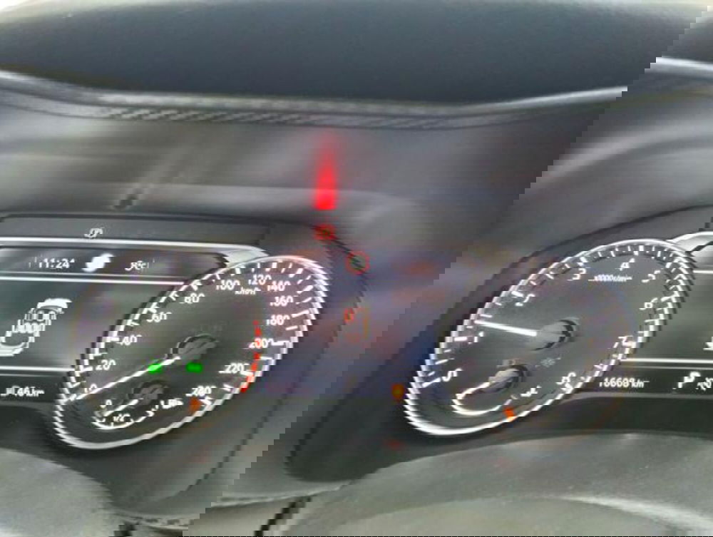 Nissan Juke usata a Como (12)