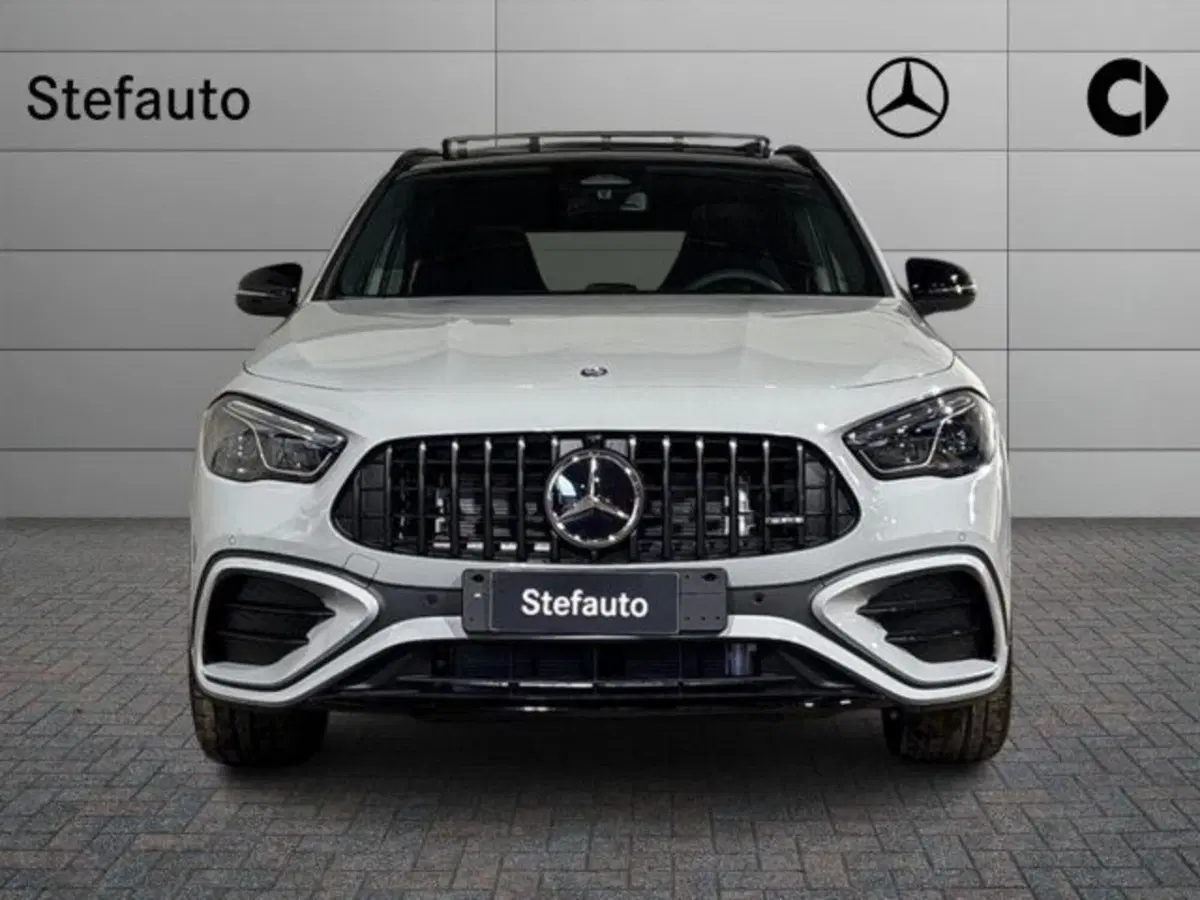 Mercedes-Benz GLA SUV nuova a Bologna (4)