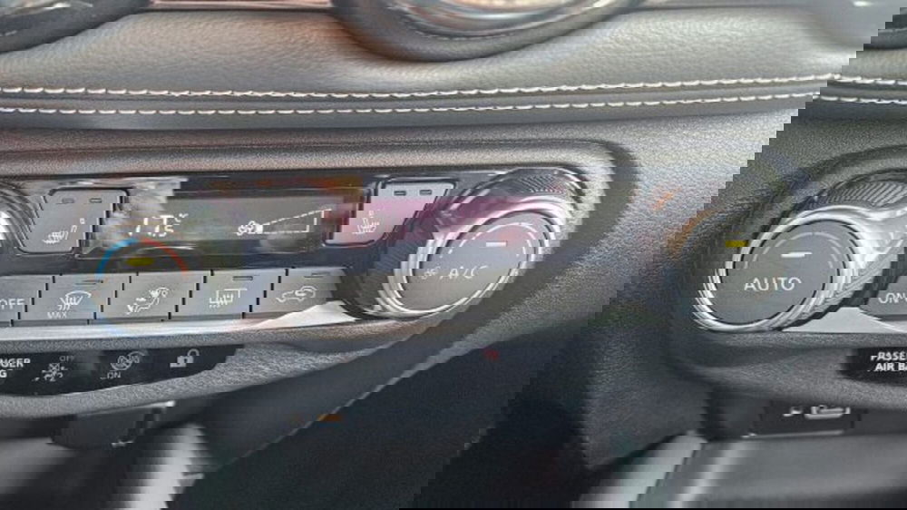 Nissan Juke usata a Lucca (12)