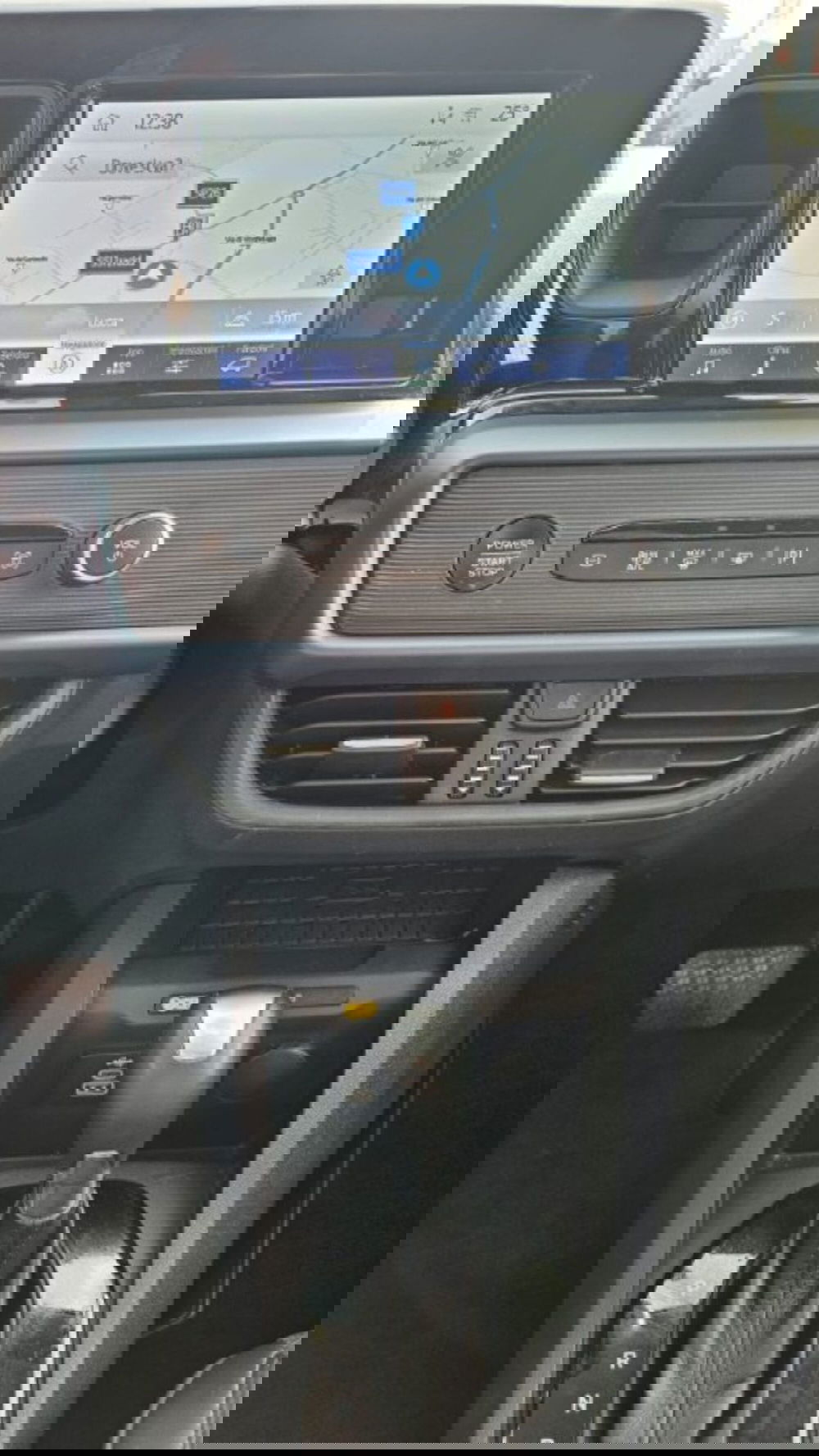 Ford Tourneo Courier usata a Lucca (14)