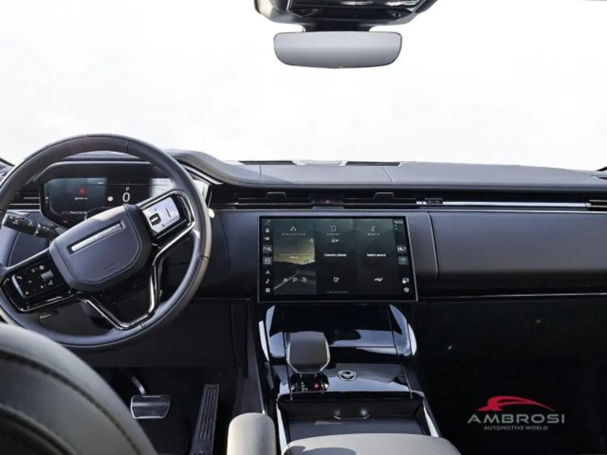 Land Rover Range Rover Sport nuova a Perugia (12)