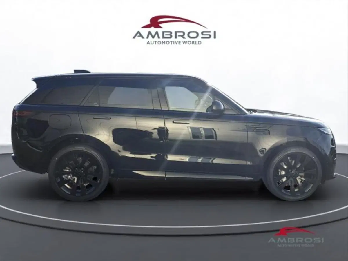 Land Rover Range Rover Sport nuova a Perugia (5)
