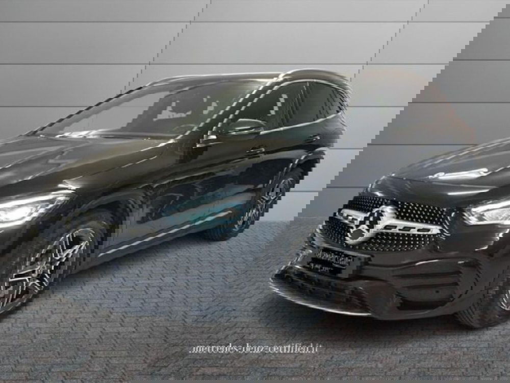 Mercedes-Benz GLA SUV nuova a Avellino