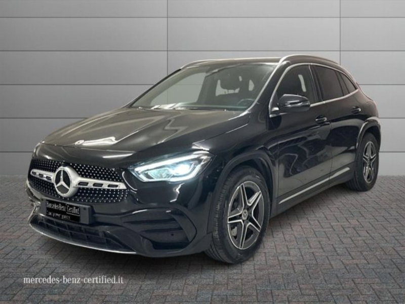 Mercedes-Benz GLA SUV usata a Avellino