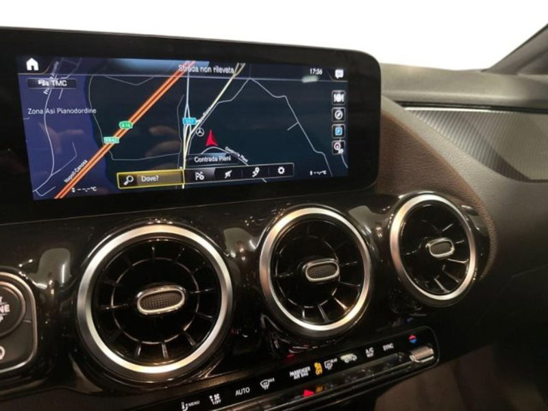 Mercedes-Benz GLA SUV usata a Avellino (12)