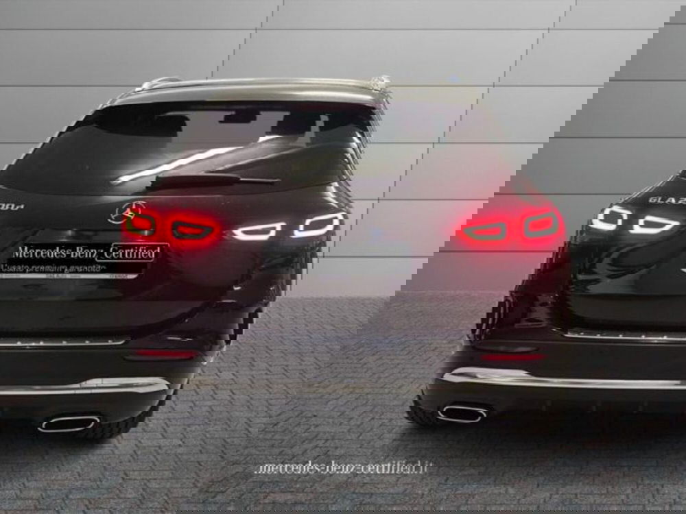 Mercedes-Benz GLA SUV nuova a Avellino (4)