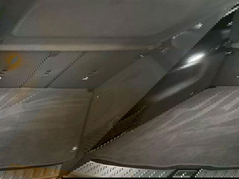 Mercedes-Benz GLA SUV nuova a Avellino (8)