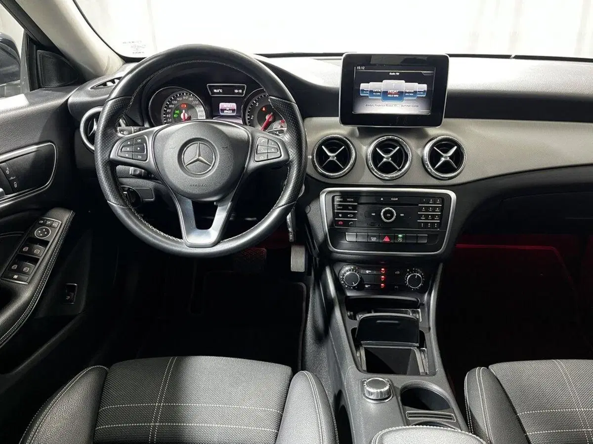 Mercedes-Benz CLA usata a Sondrio (13)
