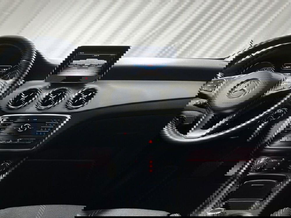 Mercedes-Benz CLA usata a Sondrio (14)