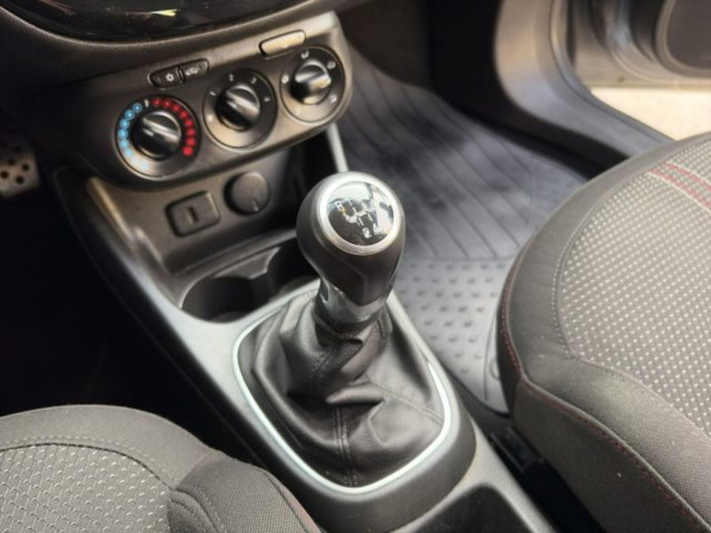 Opel Corsa Coupé usata a Perugia (16)