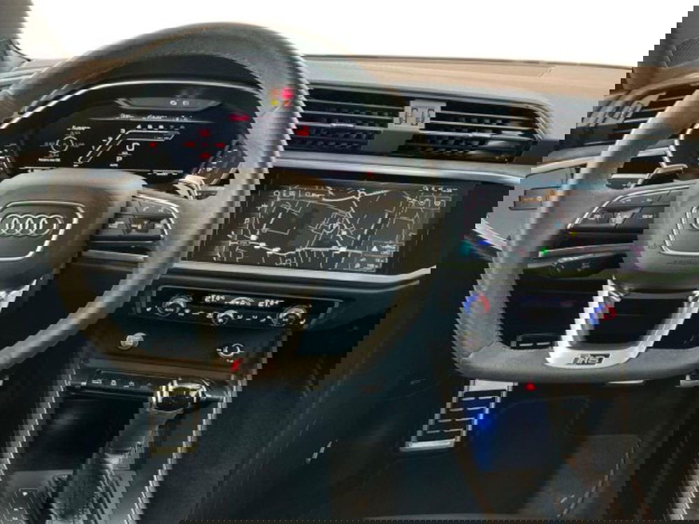 Audi RS Q3 Sportback usata a Bologna (10)