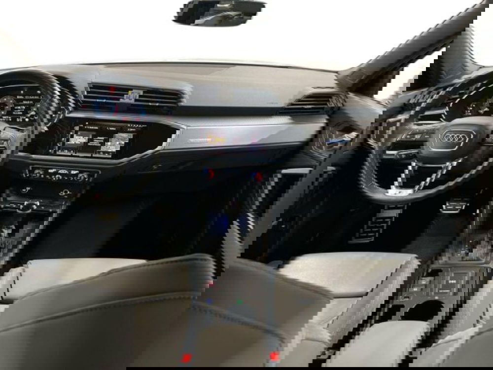 Audi Q3 Sportback usata a Bologna (9)