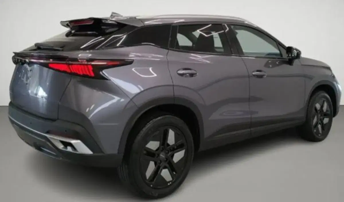 Omoda Omoda 5 EV nuova a Bologna (6)
