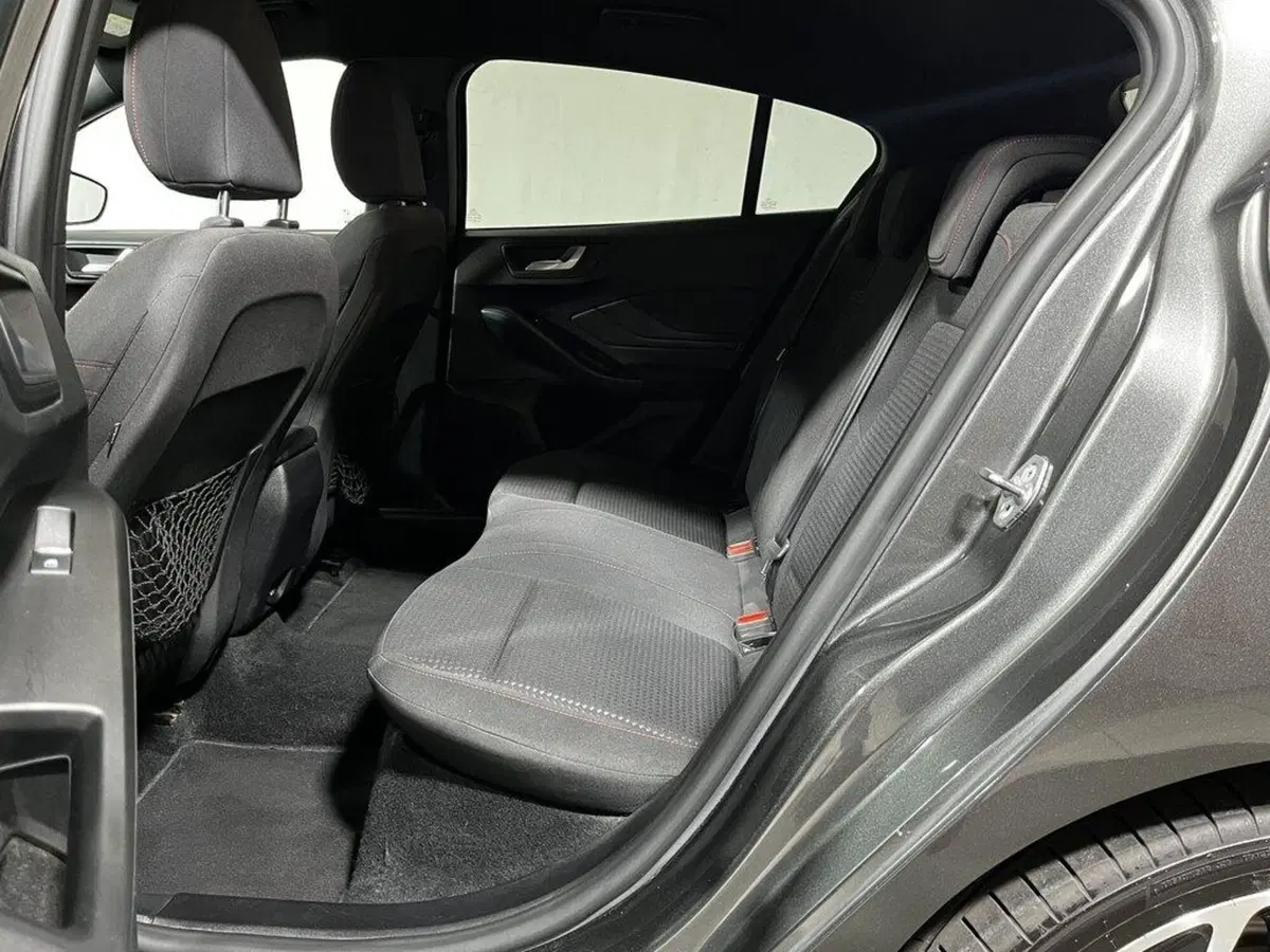 Ford Focus usata a Sondrio (11)