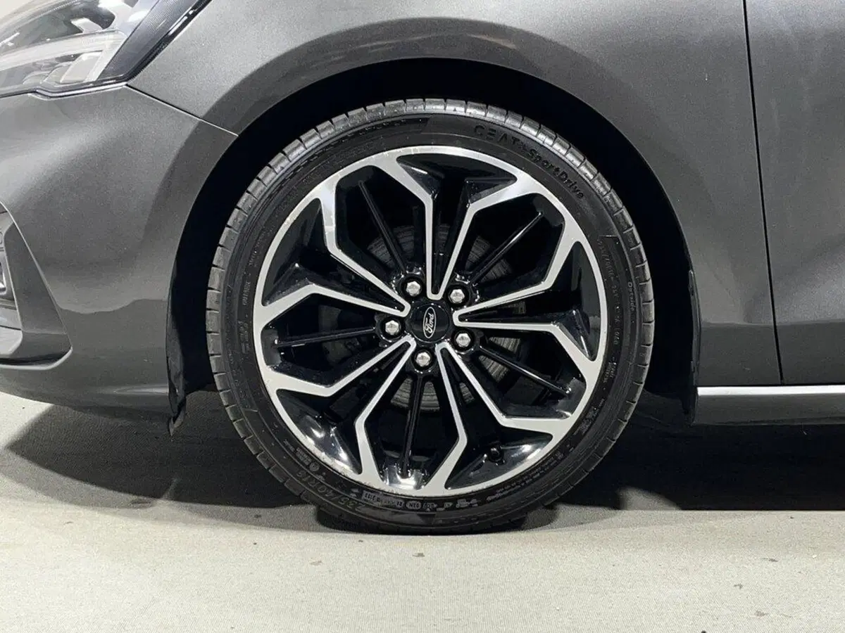Ford Focus usata a Sondrio (9)