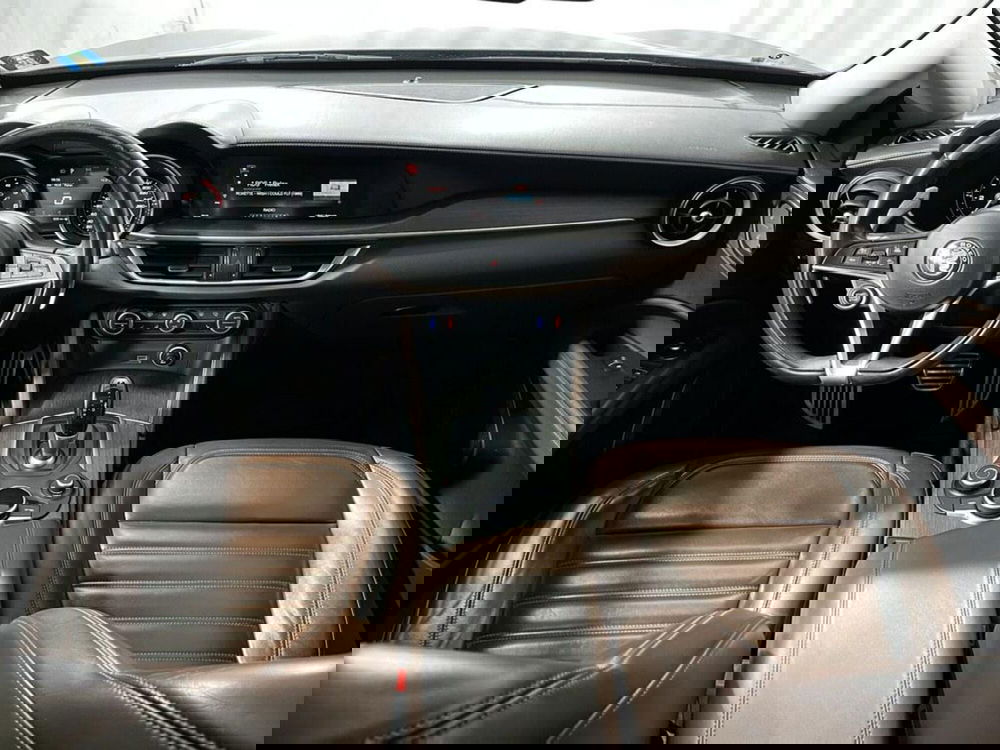 Alfa Romeo Stelvio usata a Sondrio (12)