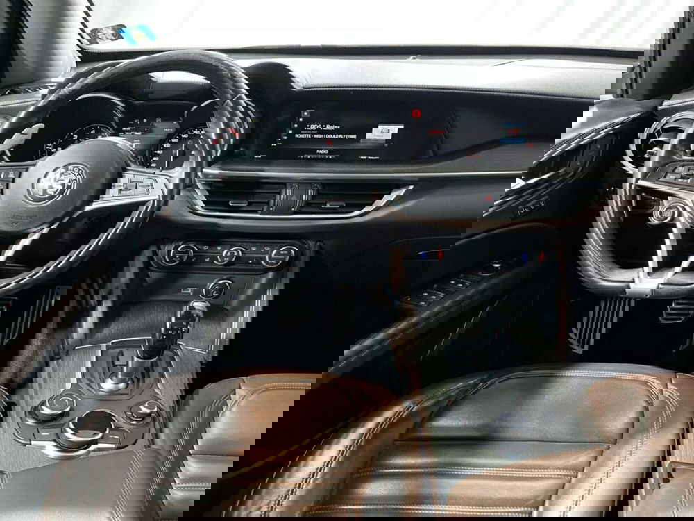 Alfa Romeo Stelvio usata a Sondrio (13)