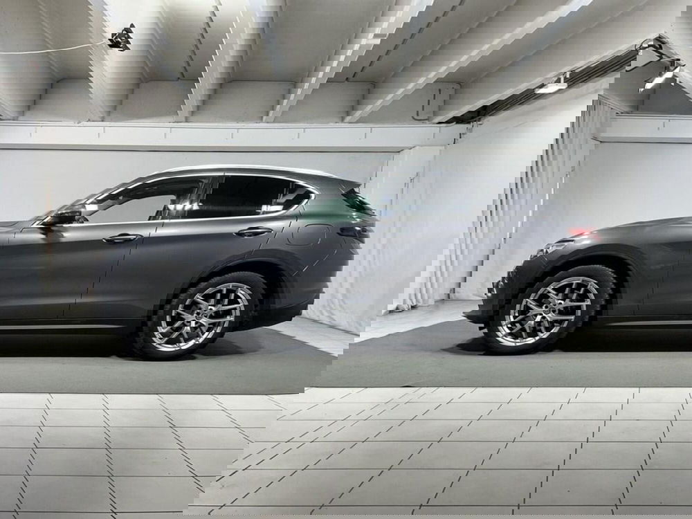 Alfa Romeo Stelvio usata a Sondrio (2)