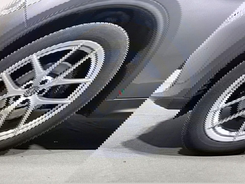 Alfa Romeo Stelvio usata a Sondrio (9)